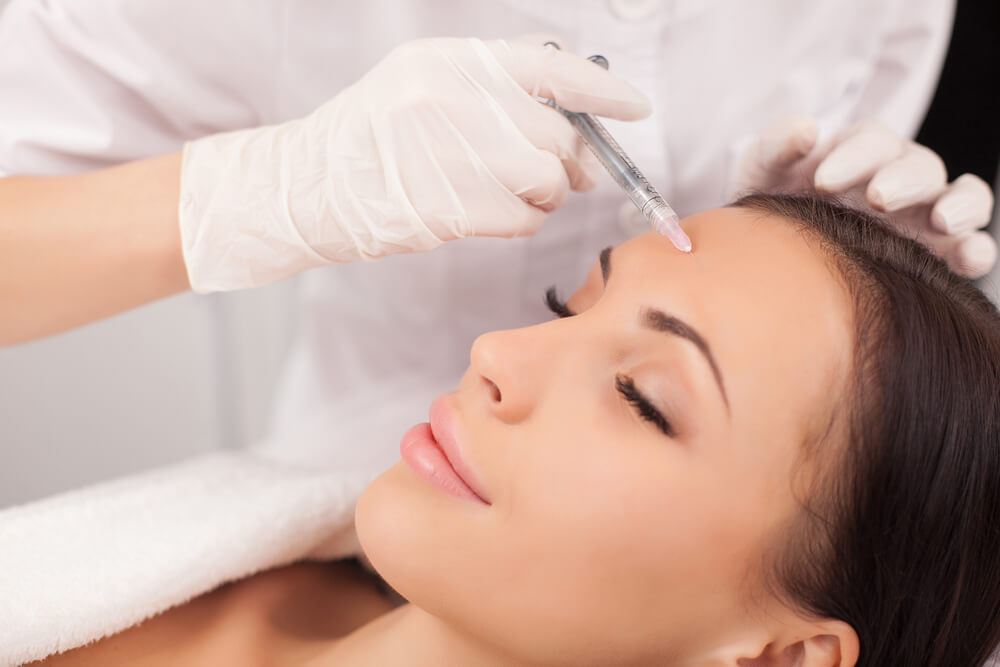 benefícios do preenchimento facial com ácido hialurônico